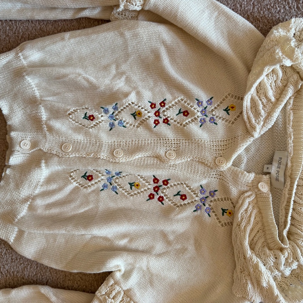 Rosie Posie embroidered Cream Sweater Zara look alike - Picture 5 of 6
